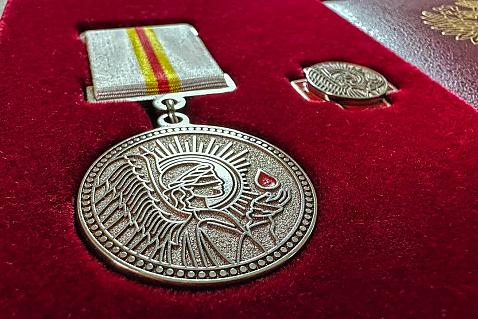 «За шанс на жизнь»: ФМБА России представило новую награду для доноров костного мозга